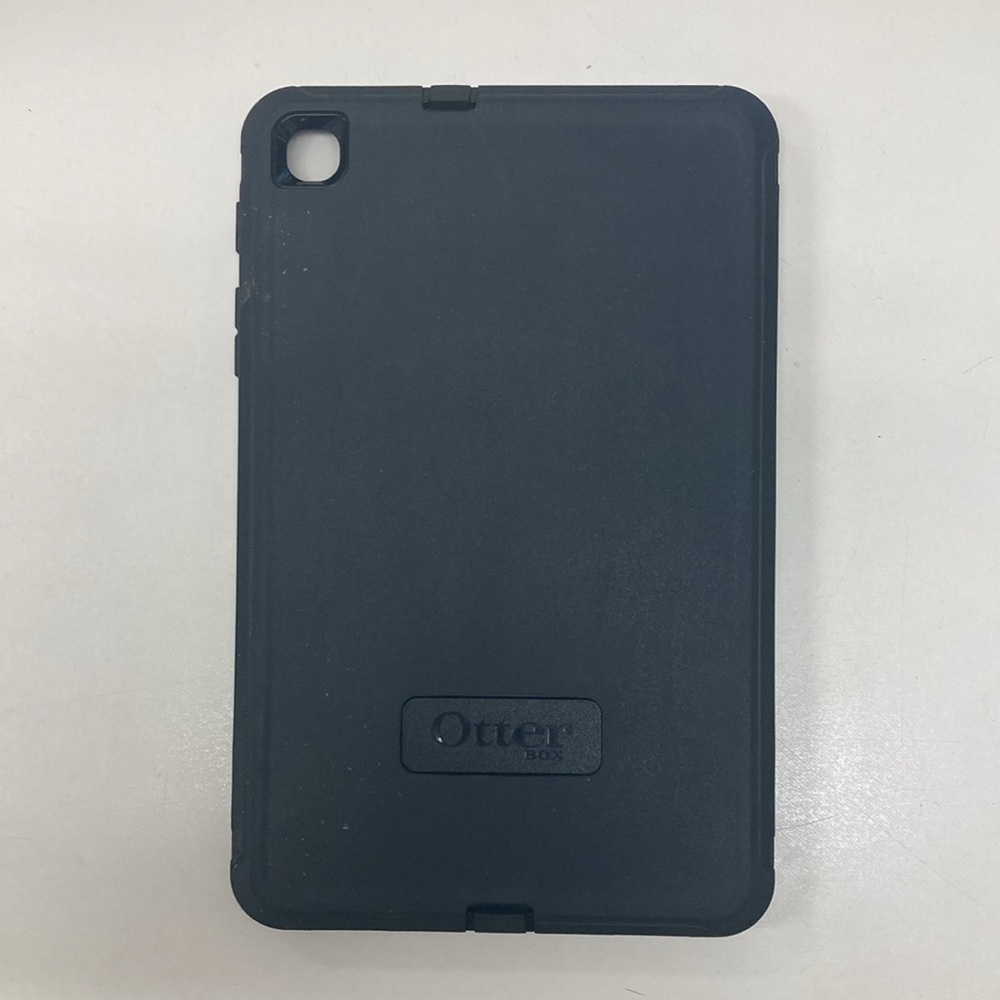 Otter box Black Tablet Protective Rubber covered Case - Picture 3 of 3